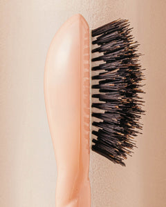 N.01 La Micro Brosse Brillance & Soin l’Universelle Rose Poudré
