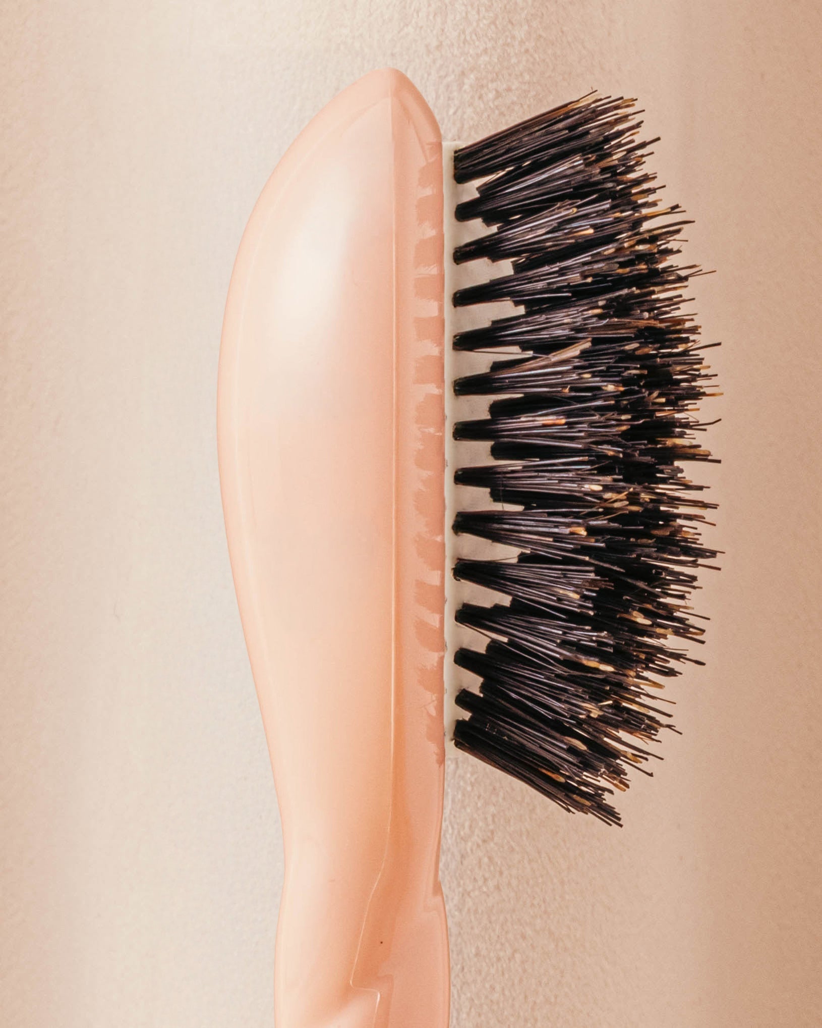N.01 La Micro Brosse Brillance & Soin l’Universelle Rose Poudré