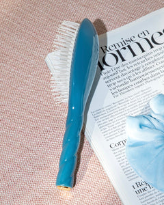 N.04 La Brosse Démêlante & Massante La Miracle Bleu Encre