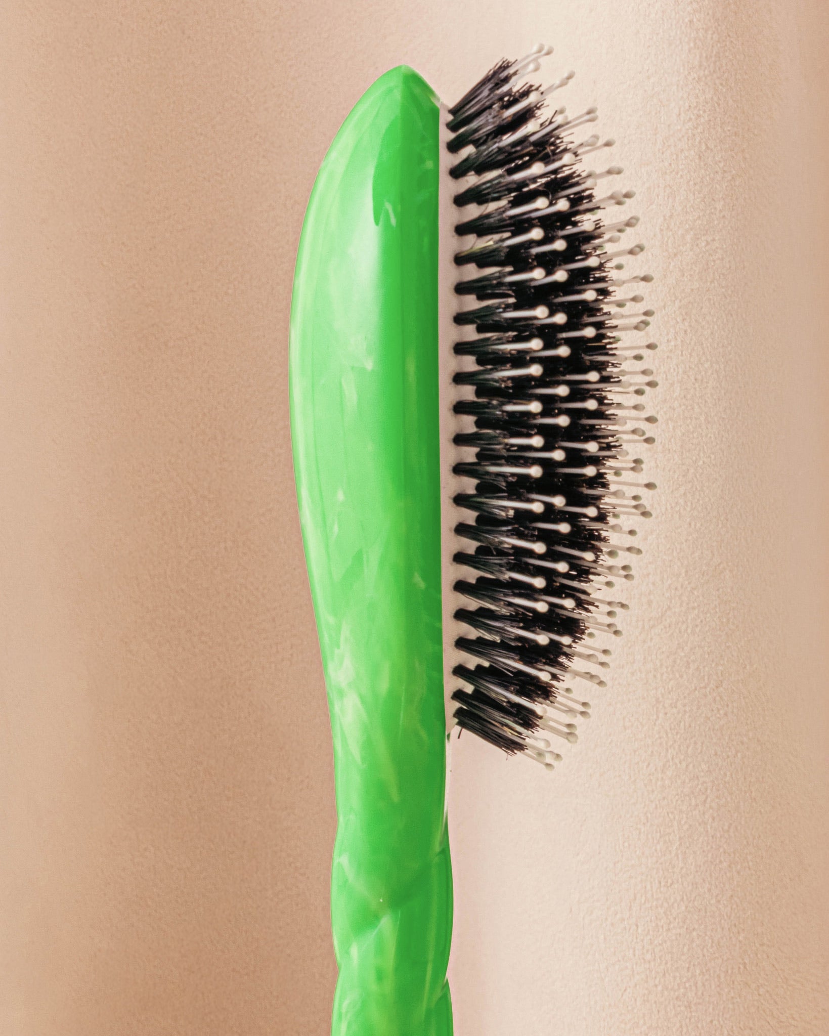Roseanna x La Bonne Brosse N.03 La Brosse Cuir Chevelu Sensible l'Indispensable Douceur Salty Gelato Vert