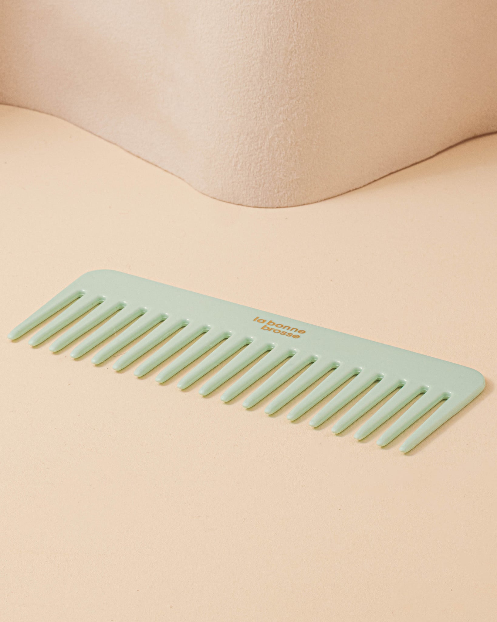 Le Peigne Large Démêlant en Acétate Bleu Lagon