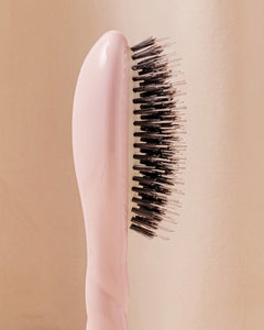 N.02 La Petite Brosse Démêlante & Soin l'Indispensable Rose Lilas