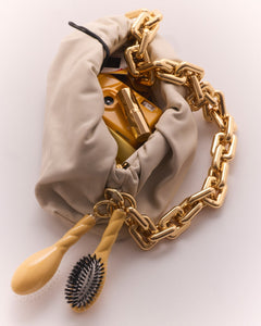 N.04 La Micro Brosse Démêlante & Massante La Miracle Jaune Safran