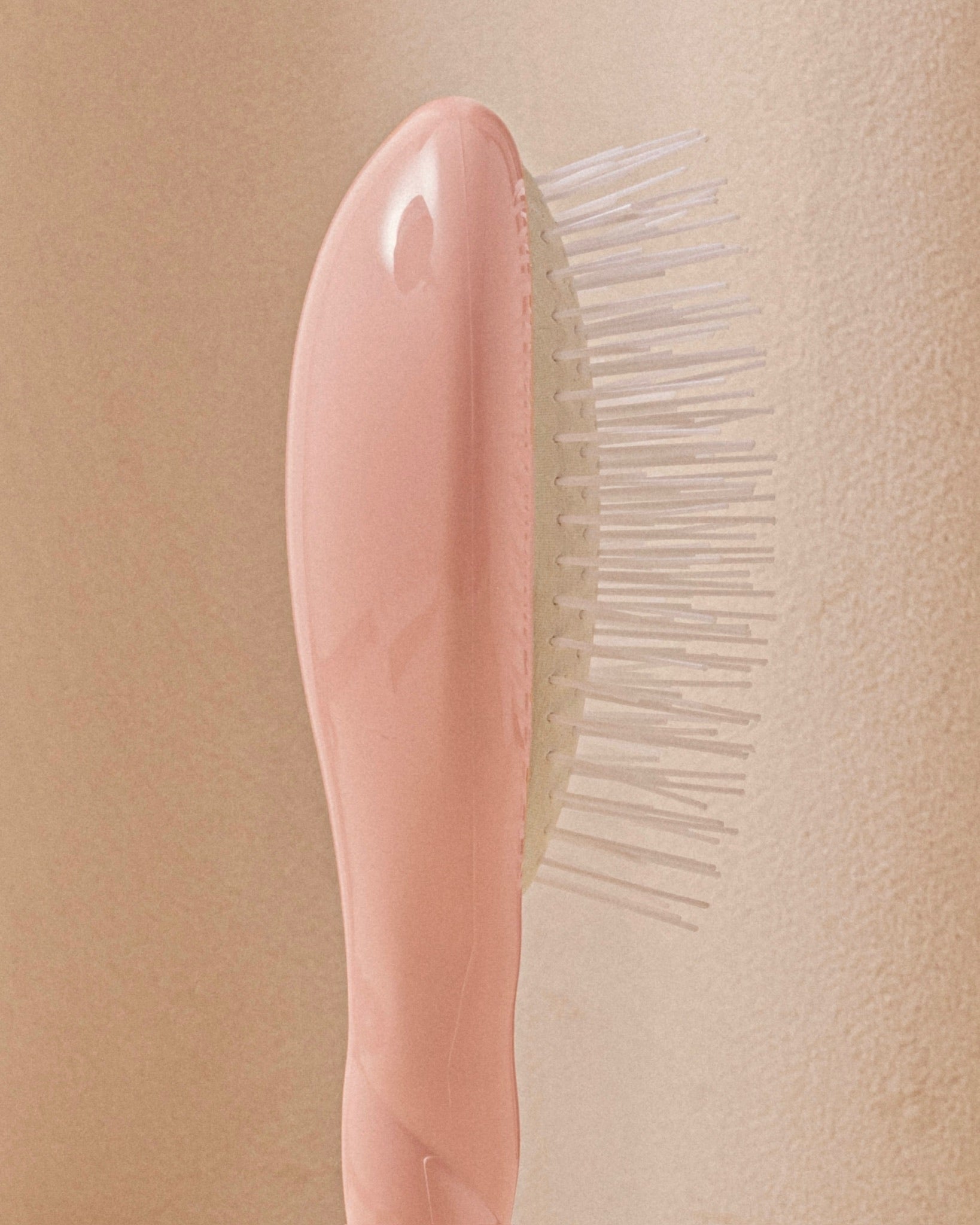 N.07 La Petite Brosse Démêlante & Stimulante L'Intense Rose Poudré