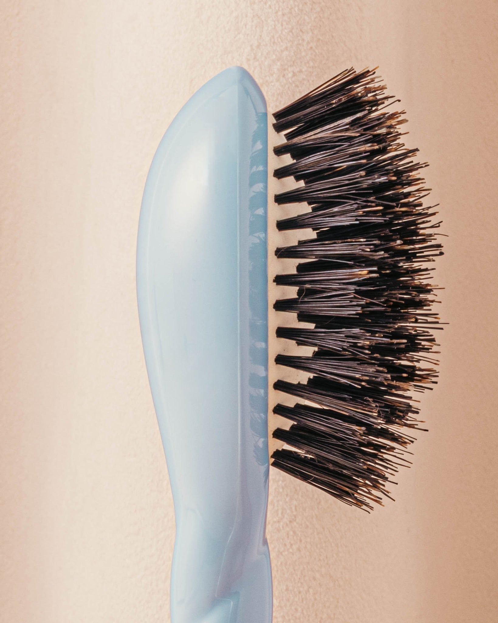 N.01 La Micro Brosse Brillance & Soin l’Universelle Bleu Ciel