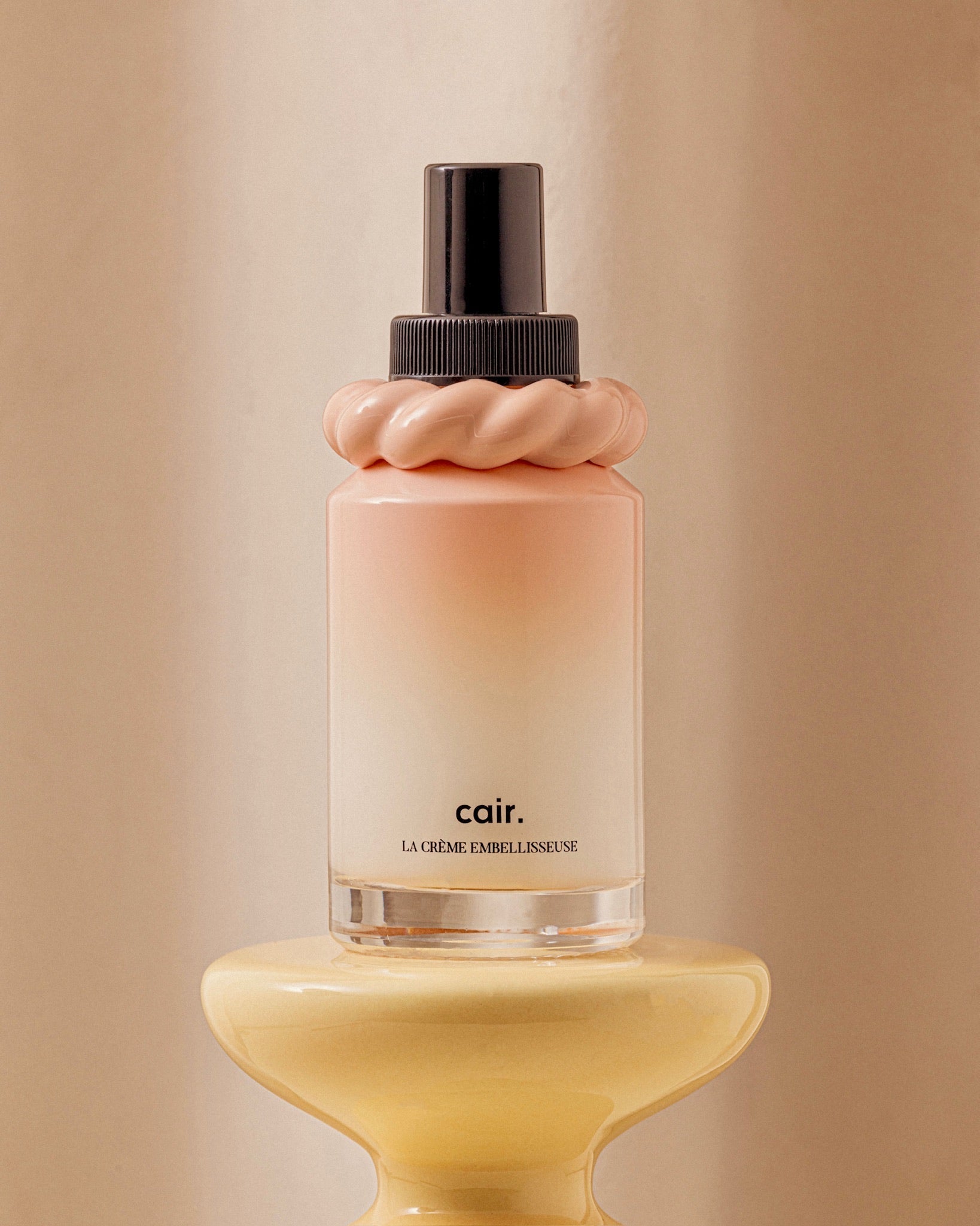 La Crème Hydratante Embellisseuse Cair