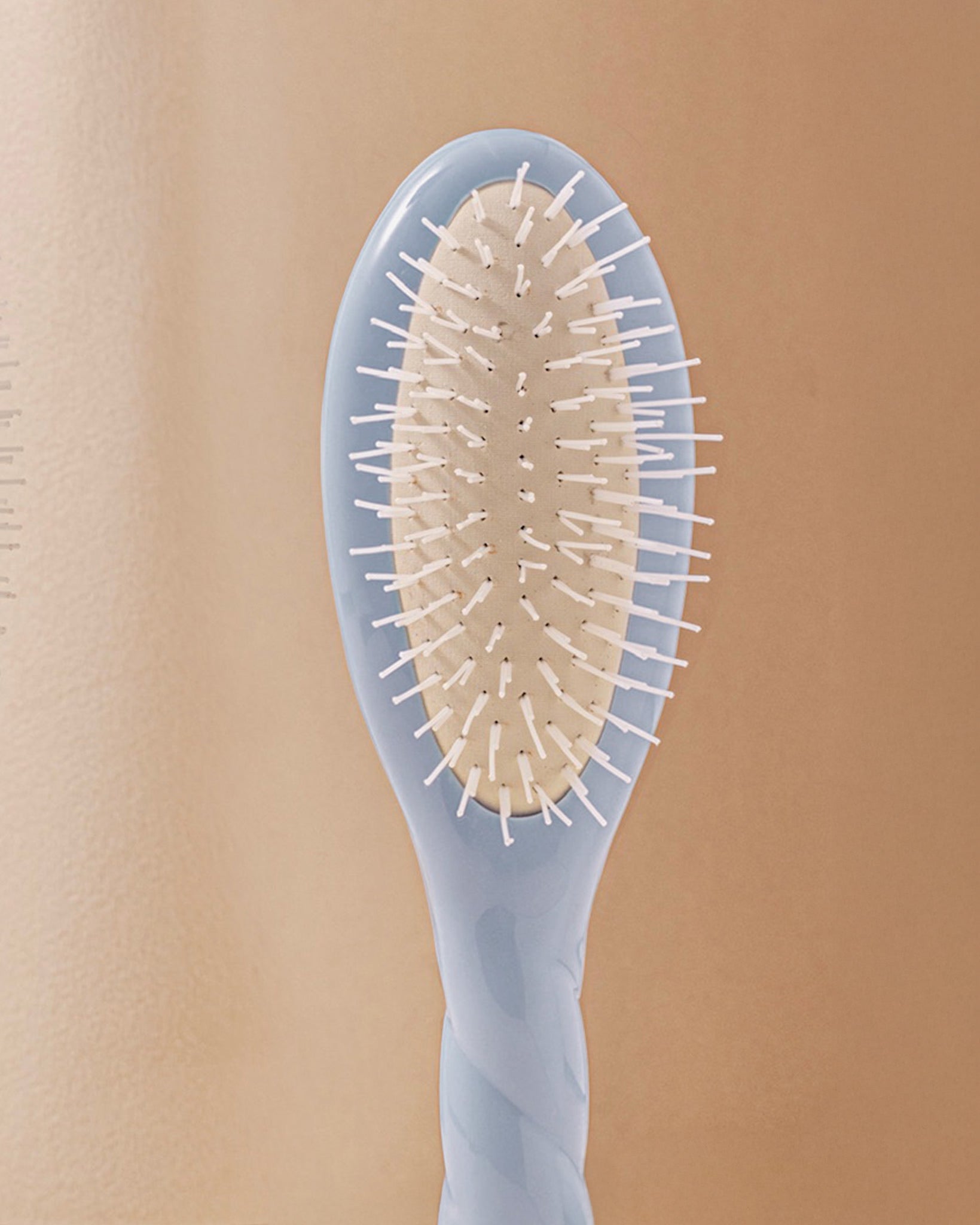 N.07 La Petite Brosse Démêlante & Stimulante l'Intense Bleu Ciel