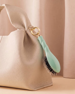 Édition Limitée Bleu Lagon N.03 La Micro Brosse Cuir Chevelu Sensible l'Indispensable Douceur