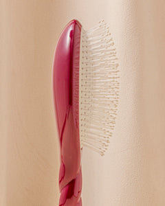 N.04 La Brosse Démêlante & Massante La Miracle Rouge Cerise