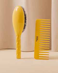 Le Peigne Large Démêlant en Acétate Jaune safran