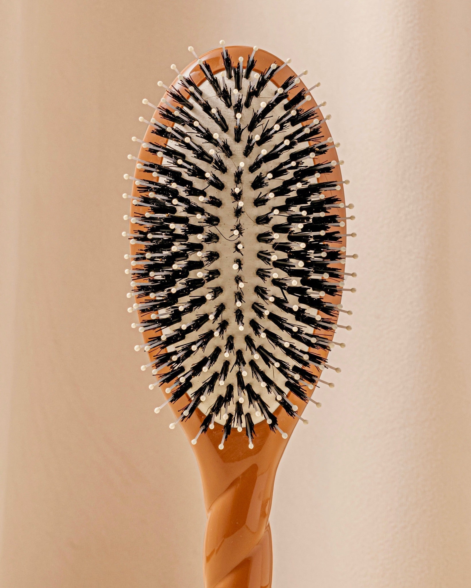 N.03 La Brosse Cuir Chevelu Sensible l'Indispensable Douceur Terracotta