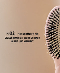 N.02 La Brosse Démêlante & Soin l'Indispensable Rose Lilas