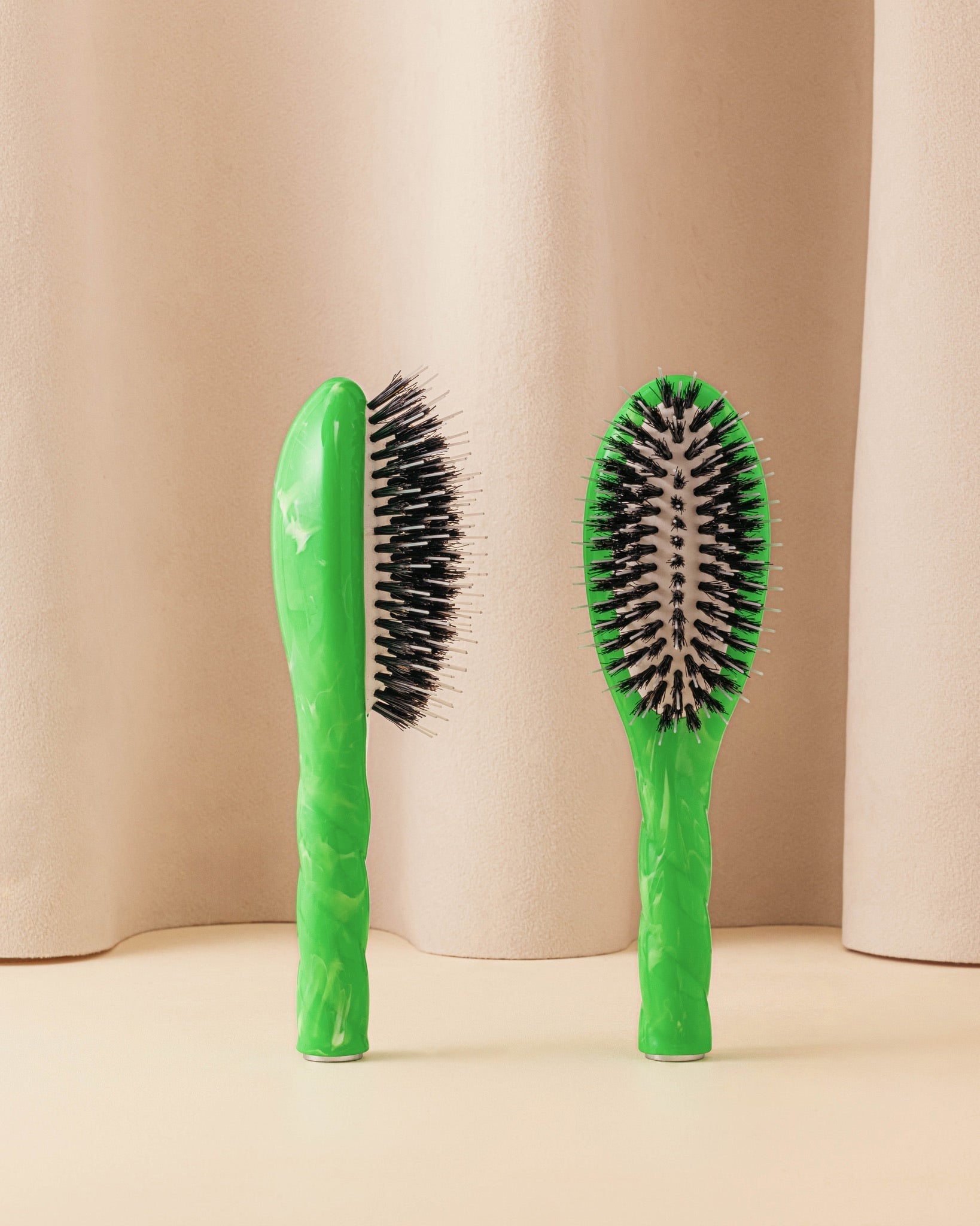 Roseanna x La Bonne Brosse N.02 La Petite Brosse Démêlante & Soin l'Indispensable Salty Gelato  Vert