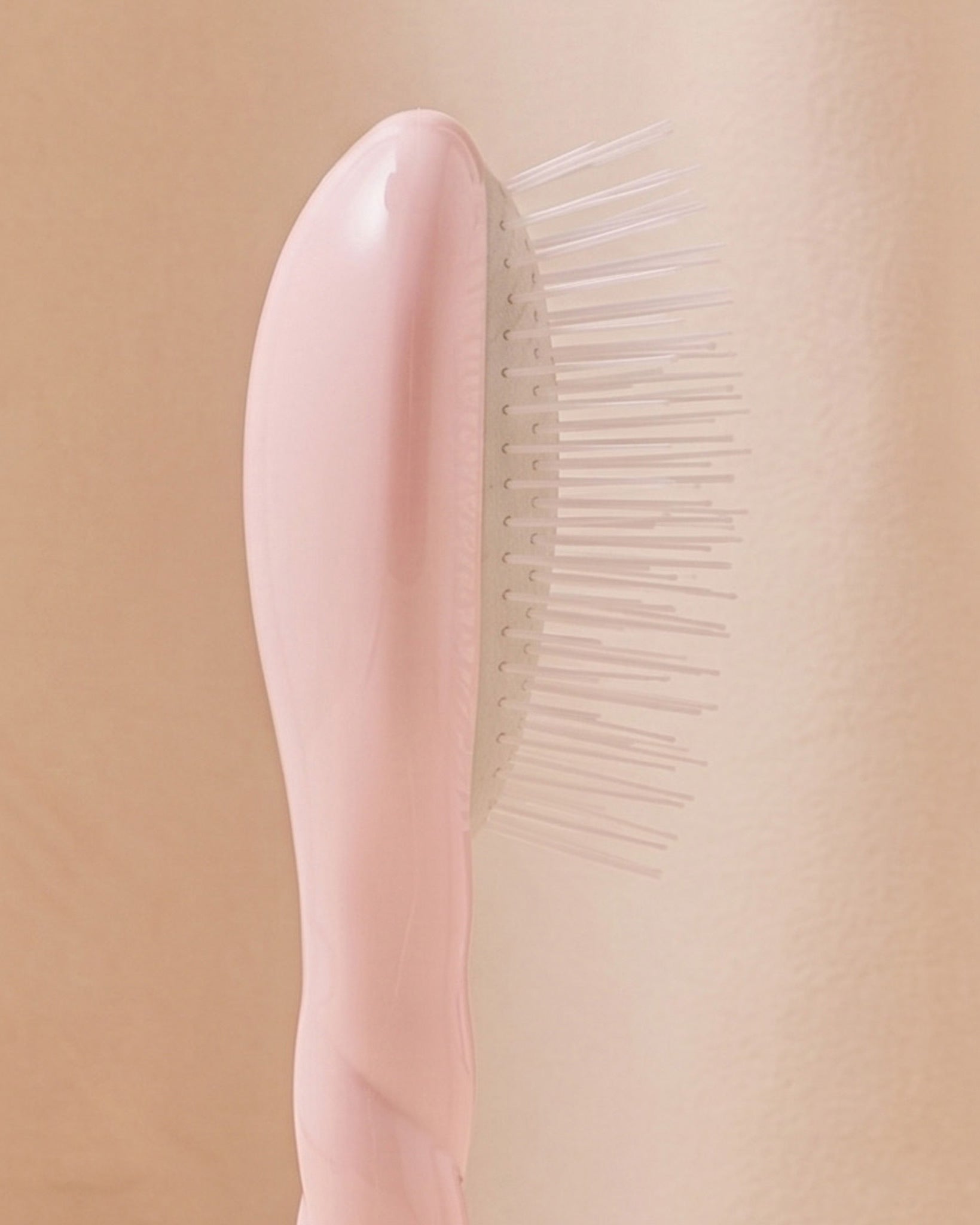N.07 La Petite Brosse Démêlante & Stimulante L'Intense Rose Lilas