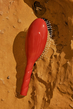 N.04 La Brosse Démêlante & Massante La Miracle Terre Battue