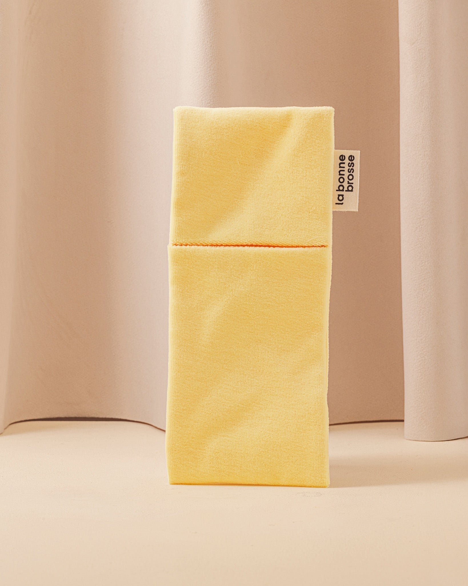 La Pochette "Petite Brosse" Ivoire Cair